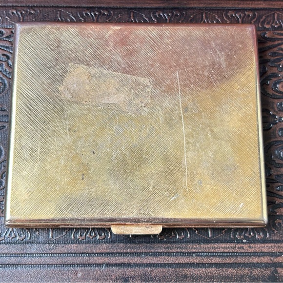 Antique Art Deco Gold Metal Makeup Compact Powder Box with Initials BC - Picture 4 of 7